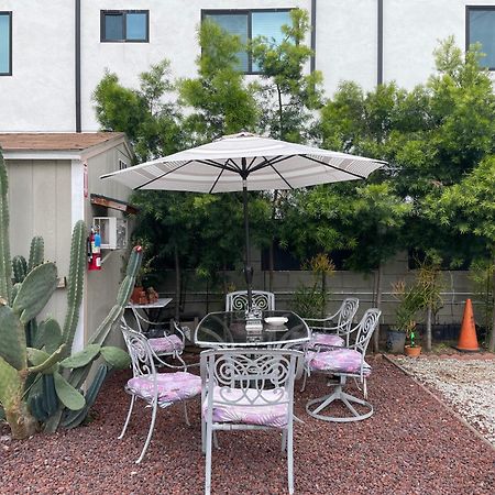 Small Private La Bedroom W Wifi - Private Fridge - Ac Near Usc - Exposition Park - Usc Memorial Coliseum - Banc Of California Bmo Stadium - Downtown Los Angeles Dtla - University Of Southern California Usc!!! Ngoại thất bức ảnh
