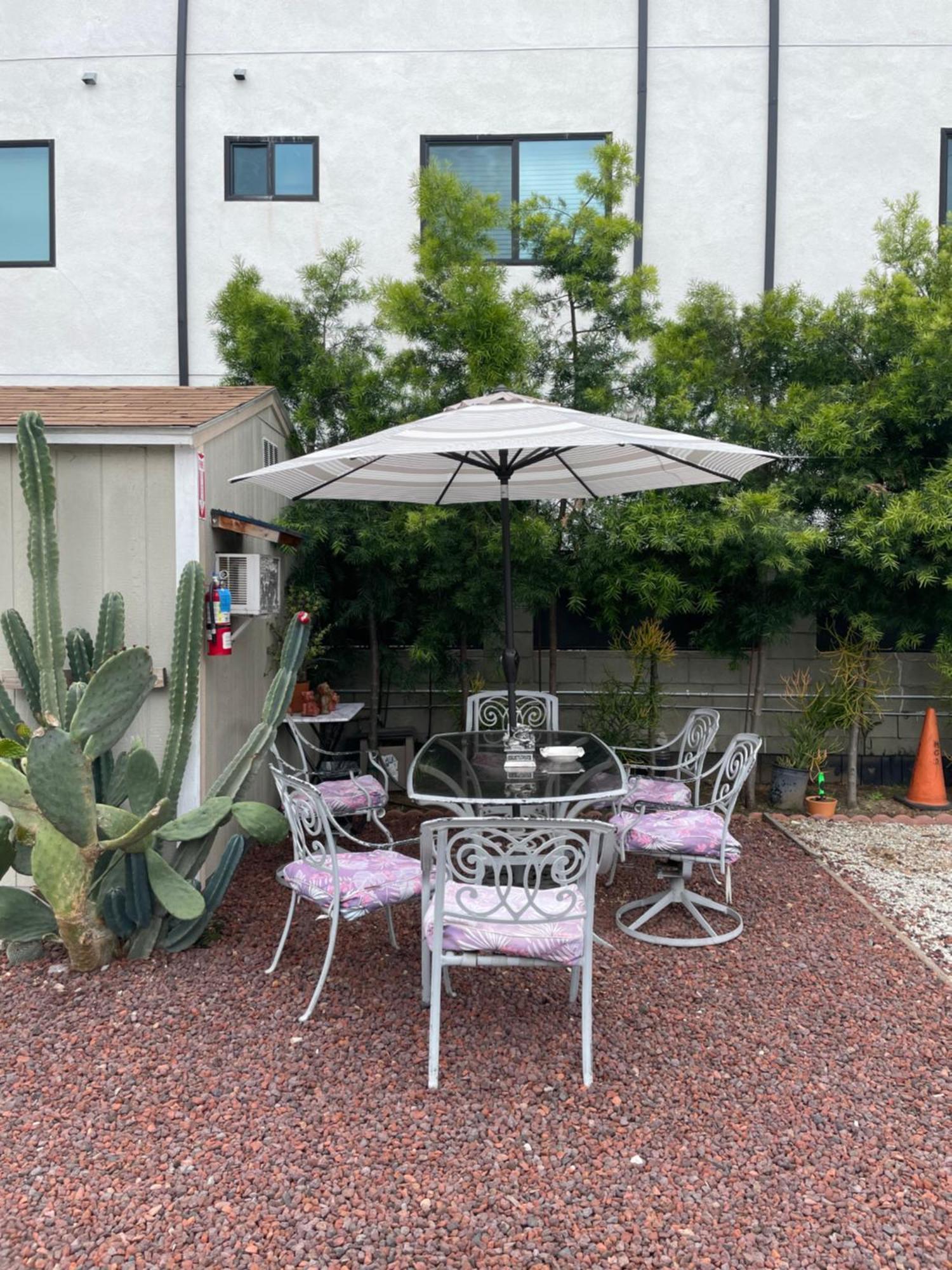 Small Private La Bedroom W Wifi - Private Fridge - Ac Near Usc - Exposition Park - Usc Memorial Coliseum - Banc Of California Bmo Stadium - Downtown Los Angeles Dtla - University Of Southern California Usc!!! Ngoại thất bức ảnh